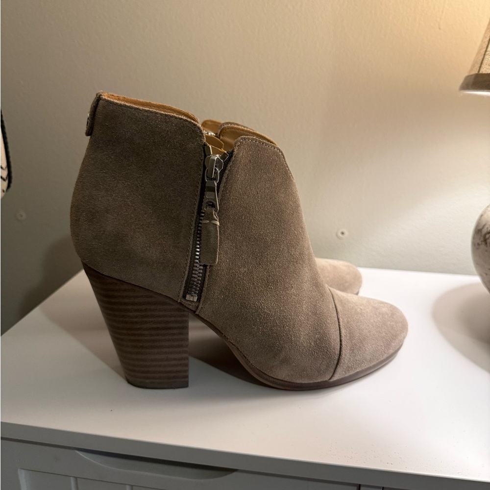 Rag & Bone Women's Margot Tan Suede Ankle Boots - Picture 3 of 6